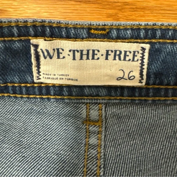 We The Free Women’s Flare Wash Jeans with Two Red Stars Detail Size 26 - Picture 4 of 8